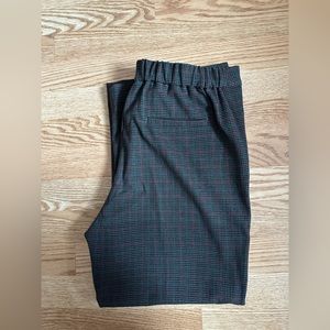 LIKE NEW Banana Republic Hayden Pant - Size 10p